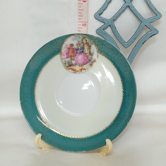 VINTAGE miniature saucer collection of 5 saucers. - Picture 4 of 11